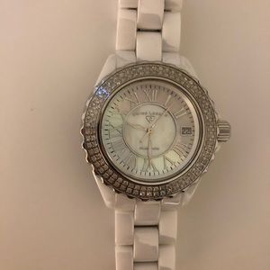 Ceramic diamond and mother of pearl watch
